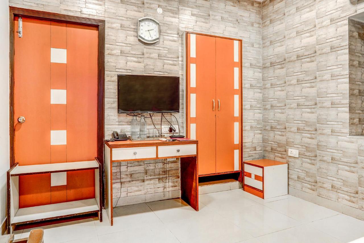 Fabexpress Neeranand Regency - Fully Vaccinated Staff Hotel Calcutta Eksteriør billede